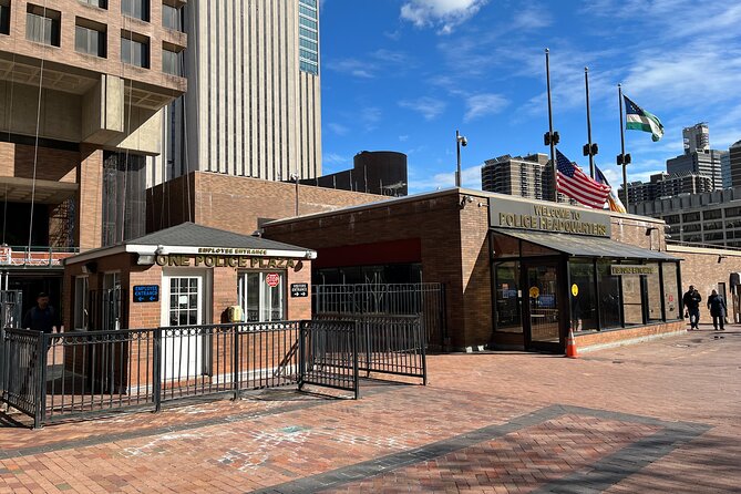 Private New York City Law and Order Sites Vehicle Tour - Meeting and Pickup