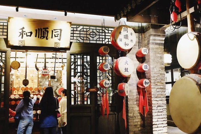 Private Night Tour to Gubei Water Town and Simatai Great Wall With Cable Car - Gourmet Vegetarian Dinner Delights