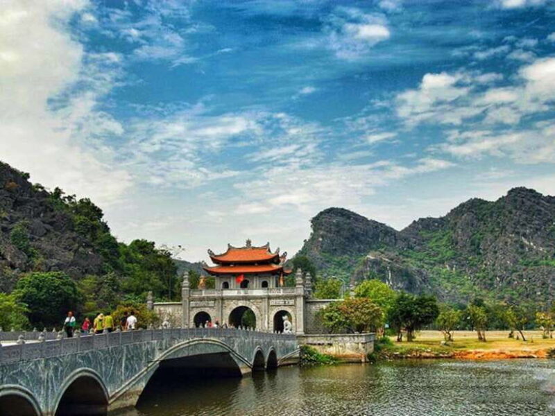[Private] Ninh Binh Day Trip Hoa Lu - Tam Coc - Mua Cave - Tour Overview and Pricing