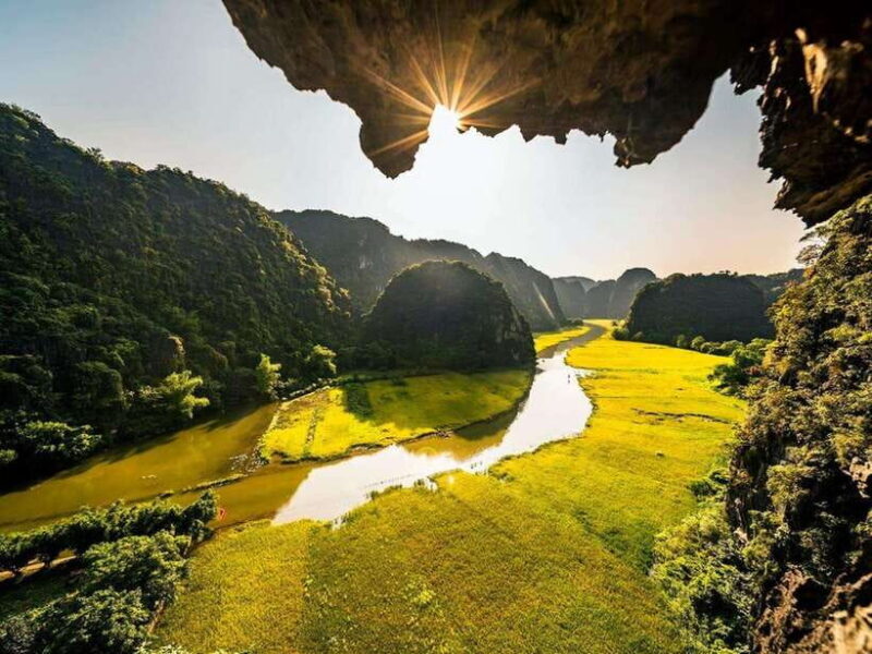 [Private] Ninh Binh Day Trip Hoa Lu - Tam Coc - Mua Cave - Hoa Lu Ancient Capital