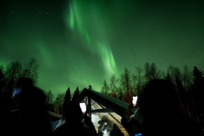 Private Northern Lights Hunting Expedition - Amenities and Comforts