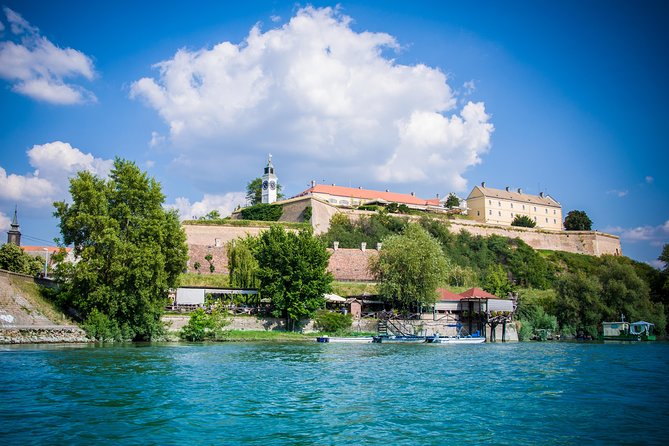Private Novi Sad, Titanic Wine Tasting and Farmers House - Sremski Karlovci Wineries