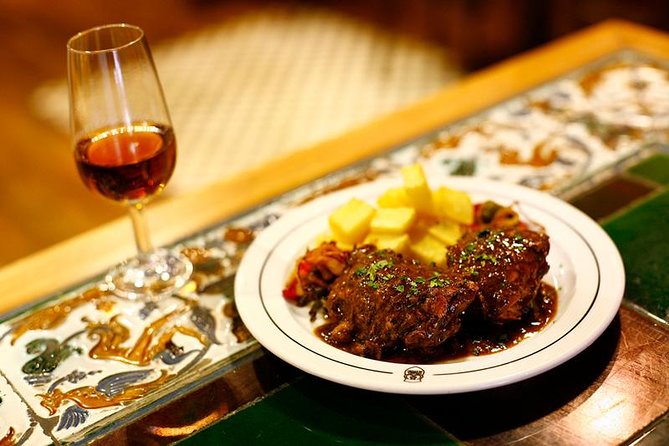 Private off the Beaten Path Tapas Tasting in Seville - Tasting Traditional and Modern Variations
