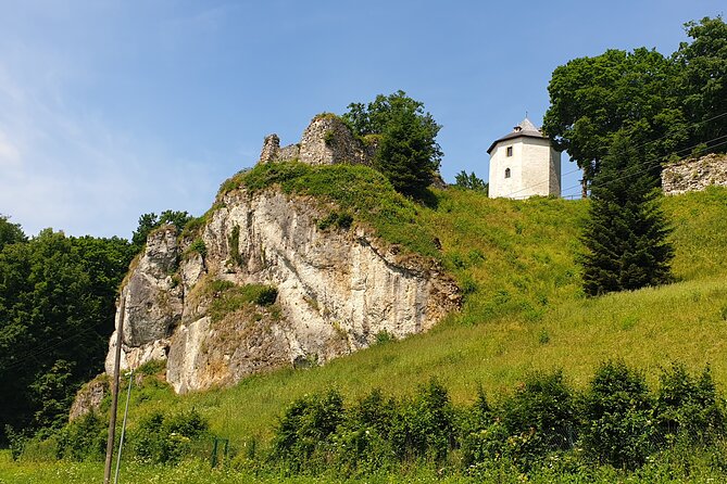 Private Ojców National Park and Ogrodzieniec Castle Tour From Krakow - Stunning Natural Landscapes