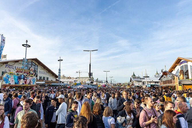 Private Oktoberfest With Table, Meal and Beer & Munich Old Town - Traditional Lunch Meal