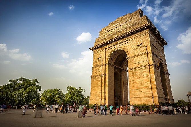 Private Old and New Delhi Tour With Guide - Exploring Old Delhi