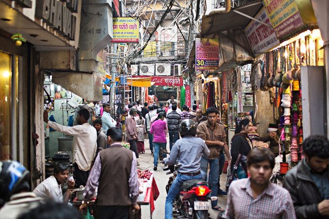 Private Old and New Delhi Tour With Guide - Discovering New Delhi