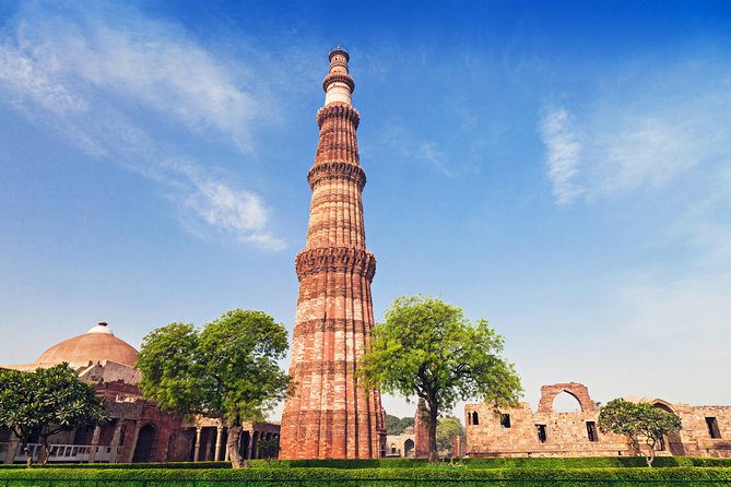 Private Old & New Delhi Sightseeing Tour - Accessibility & Health Considerations