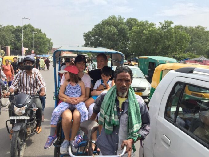 Private Old & New Delhi Tour With Monument Ticket and Lunch - Monument Ticket and Guided Tours