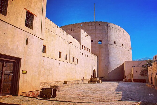 Private Oman Full Day Guided Sightseeing Tour - Booking Details