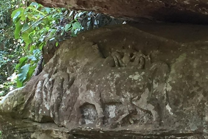 Private One Day Tour to Lady Temple & Kbal Spean - Lady Temple