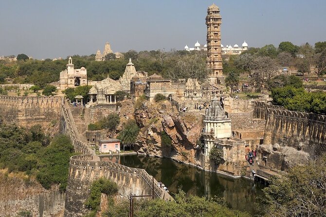 Private One Day Trip to Chittorgarh Fort From Udaipur - Pickup and Transportation Arrangements