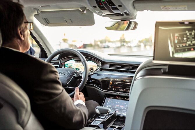 Private One-way Airport Transfer From Seville Airport To Seville - Customer Support Responses