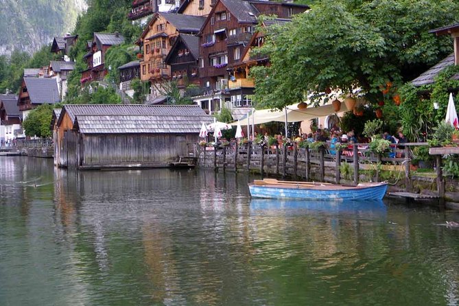 Private One-Way Sightseeing Transfer From Hallstatt to Prague via Cesky Krumlov - Hallstatt to Prague Sightseeing