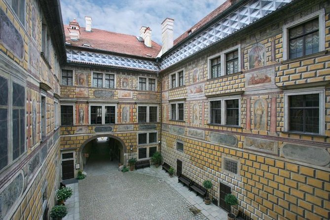 Private One Way Sightseeing Transfer From Vienna to Prague via Cesky Krumlov - Key Points