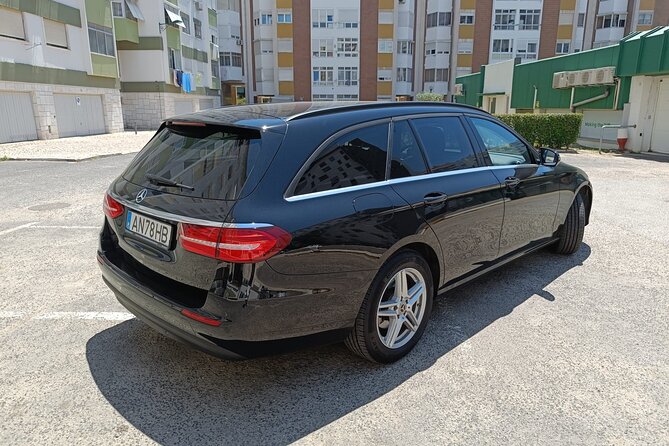 Private One-Way Transfer Between Lisbon and Cascais - Flexibility and Customization