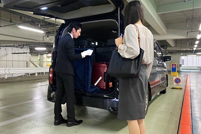 Private One-Way Transfer Between Tokyo and Haneda/Narita Airport - Key Points