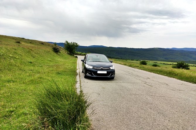 Private One-Way Transfer Bucharest Airport to Hotel or Vice Versa - Service Overview