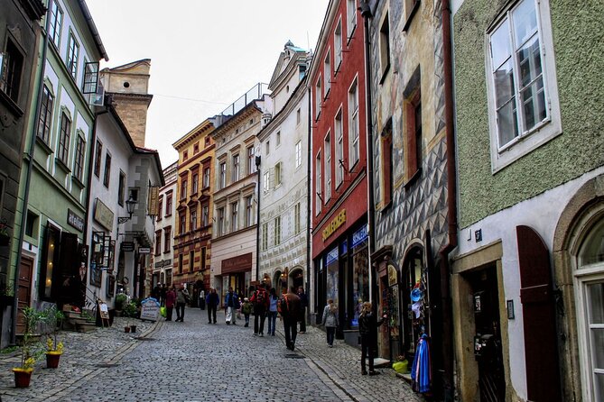 Private One Way Transfer From Cesky Krumlov to Vienna - Booking Information