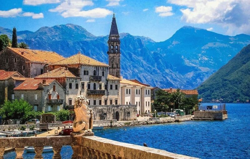 Private One Way Transfer From Dubrovnik or Airport to Tivat - Service Details