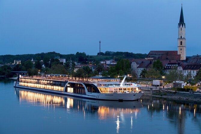 Private One Way Transfer From Linz to Cesky Krumlov - Key Tour Features Offered