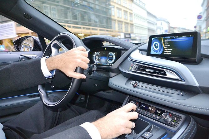 Private One-Way Transfer to or From Madrid Airport With Private Pick up - Inclusions