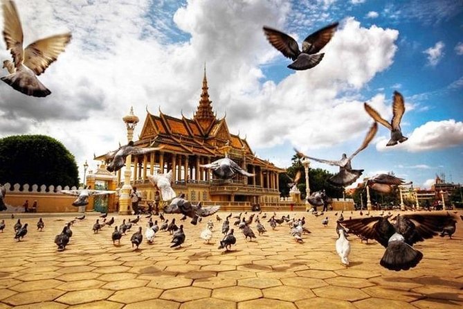 Private Oudong Temples & Phnom Prasith Tour From Phnom Penh - Exploring Phnom Prasith