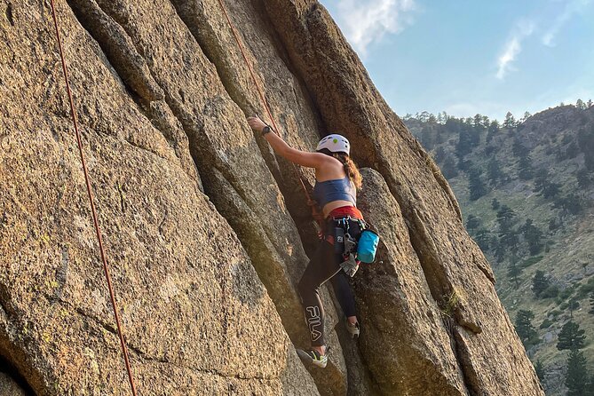 Private Outdoor Rock Climbing With a Pro Climbing Guide - Scaling Boulders Scenic Rock Formations
