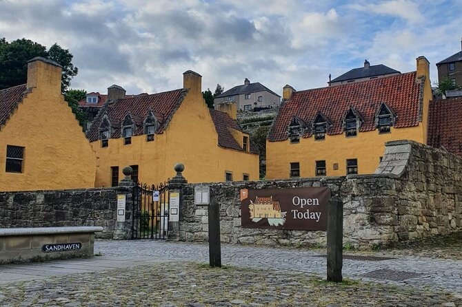 Private Outlander Explore Day Tour - Personalized Outlander Experience With Flair