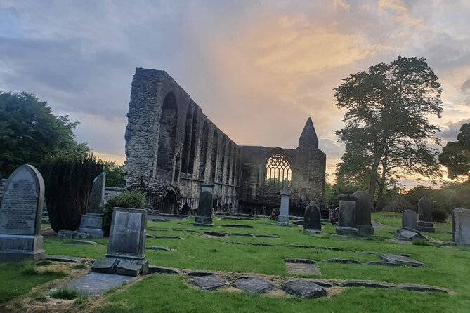 Private Outlander Explore Day Tour - Hassle-free Transfers and Iconic Treats