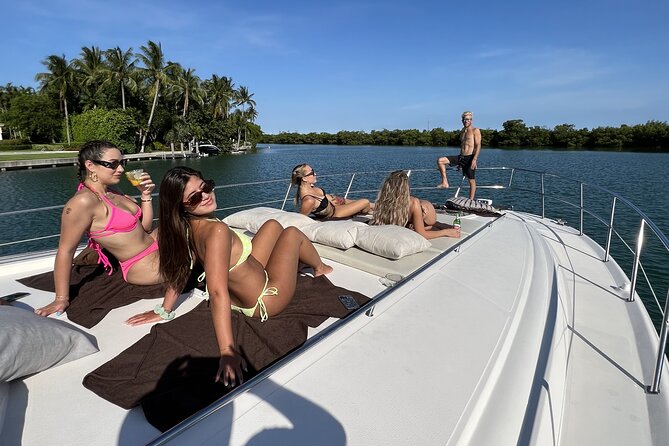 Private PADDLE-BOARD and YACHT Adventure - Paddle-board Highlights