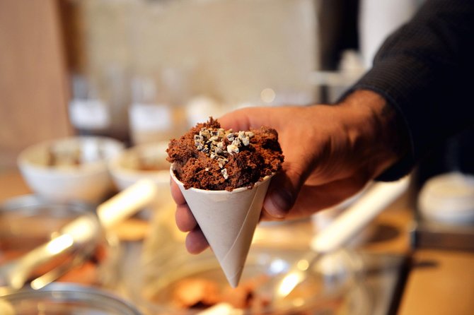 PRIVATE Paris Food Tour in Saint Germain District: 10 Tastings - Sustainable Carbon Neutral Experience