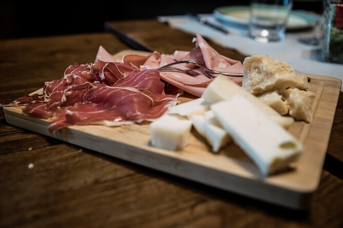 Private Parmigiano Balsamic Parma Ham and Wine Tasting Tour - Parmigiano Reggiano Dairy Visit