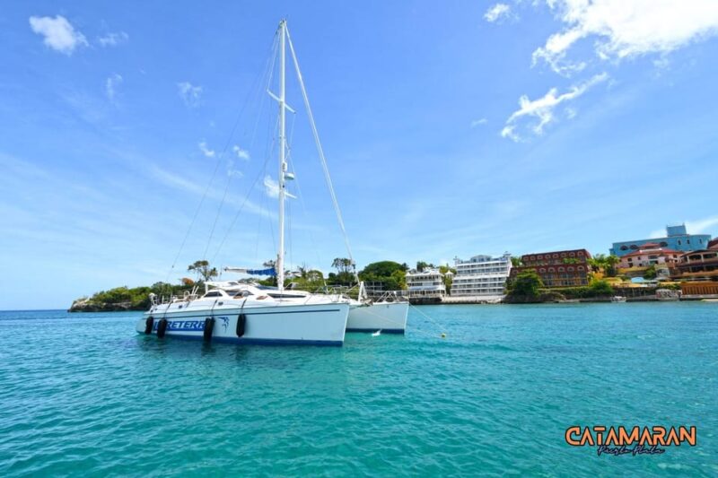 Private Party Boat Catamaran Excursion + Drinks and Barbecue - Snorkeling and Diving