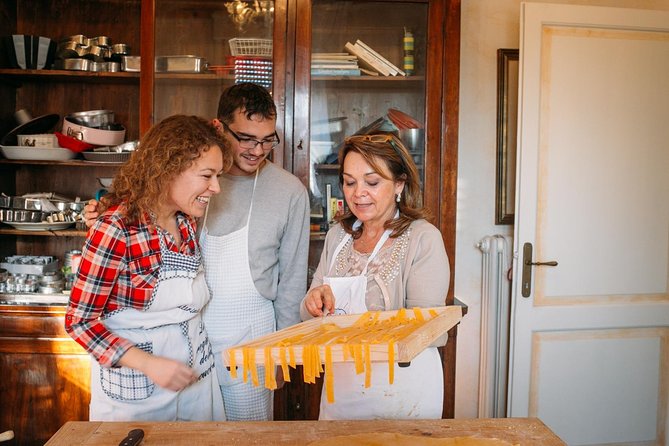Private Pasta-Making Class at a Locals Home With Tasting in San Gimignano - Customer Feedback