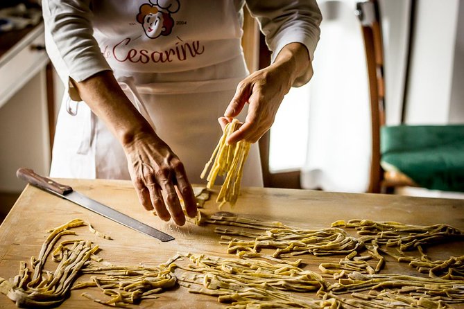 Private Pasta & Tiramisu Class at a Cesarinas Home With Tasting in Pescara - Meeting and Location Details