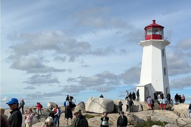 Private Peggy's Cove Lighthouse Tour from Halifax - The Value and Practicalities