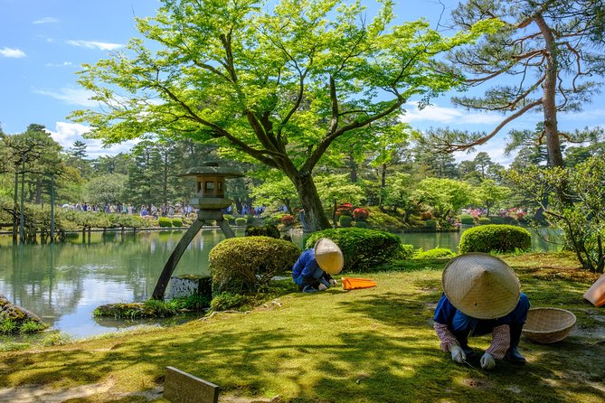 Private & Personalized Full Day Walking Experience In Kanazawa (8 Hours) - Dining and Refreshments