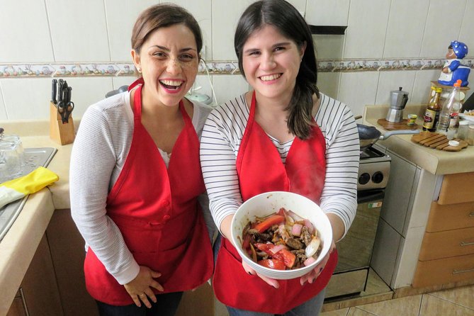 Private Peruvian Cuisine Cooking Class With a Local Family in Lima - Key Points