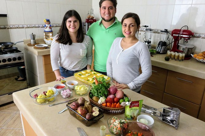 Private Peruvian Market Tour and Cooking Lesson With a Local Family in Lima - Key Points