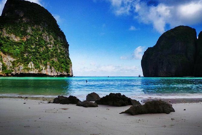 Private Phi Phi Early Bird Premium Tour - Starting Point: Royal Phuket Marina