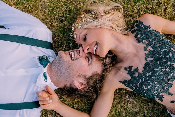 Private Photo Session With a Local Photographer in Laguna Beach - Session Highlights