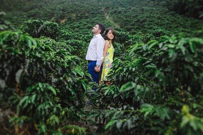 Private Photo Session With a Local Photographer in Manizales - Booking and Confirmation