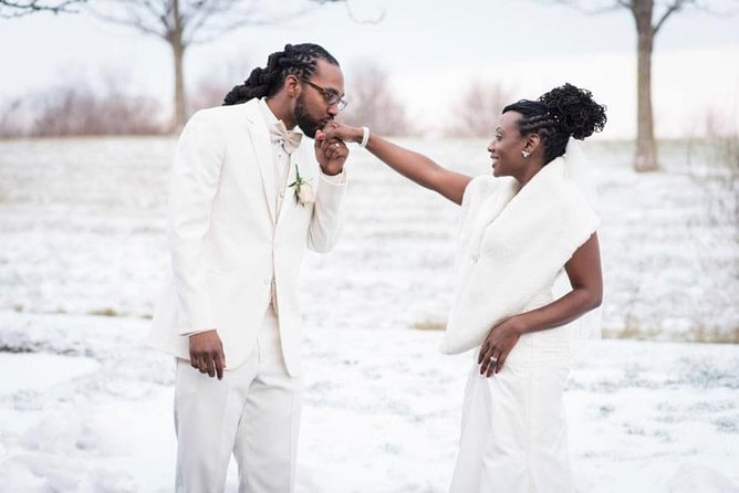 Private Photo Session With a Local Photographer in Niagara - Key Points