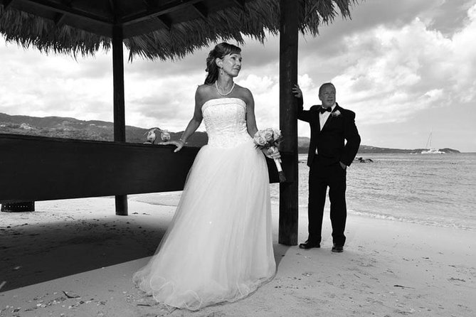 Private Photo Session With a Local Photographer in Ocho Rios - Meeting and Location