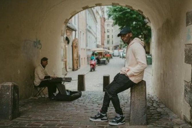 Private Photo Session With a Local Photographer in Riga - Editing and Delivery of Photos