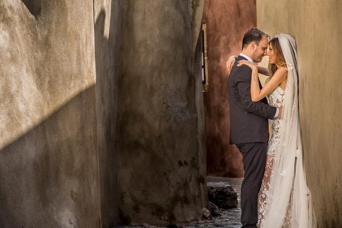 Private Photo Session With a Local Photographer in Sounion - Pricing and Guarantee