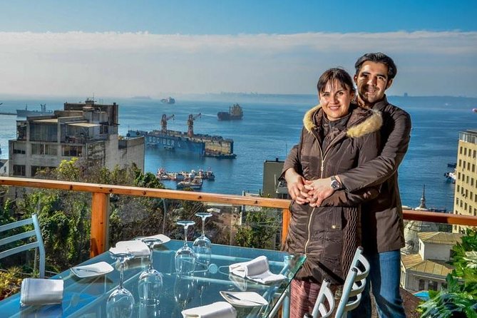 Private Photo Session With a Local Photographer in Valparaiso - Overview of the Photo Session