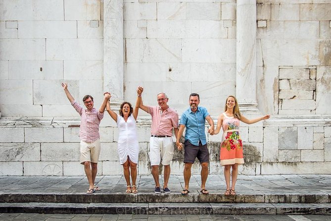 Private Photo Shoot in Lucca - Meeting Point and Logistics