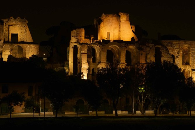 Private Photo Tour and Workshop in Rome Dusk to Dawn - About the Guide